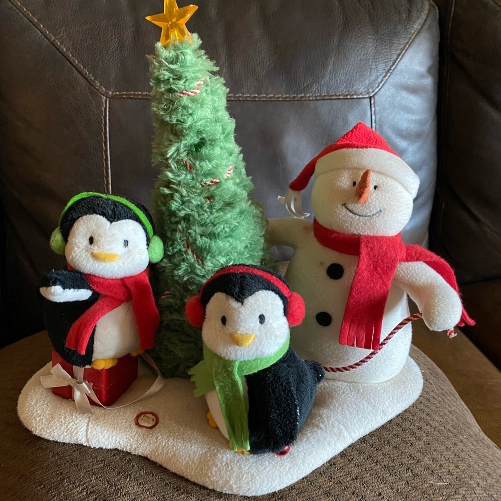 Vintage Musical pre-owned Hallmark Rockin Around the Christmas Tree
